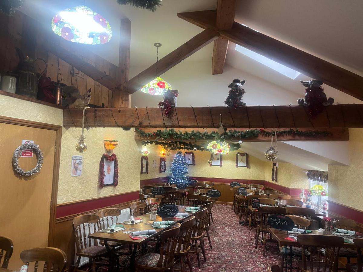The Flask Inn Робин Худ'с Бей Екстериор снимка